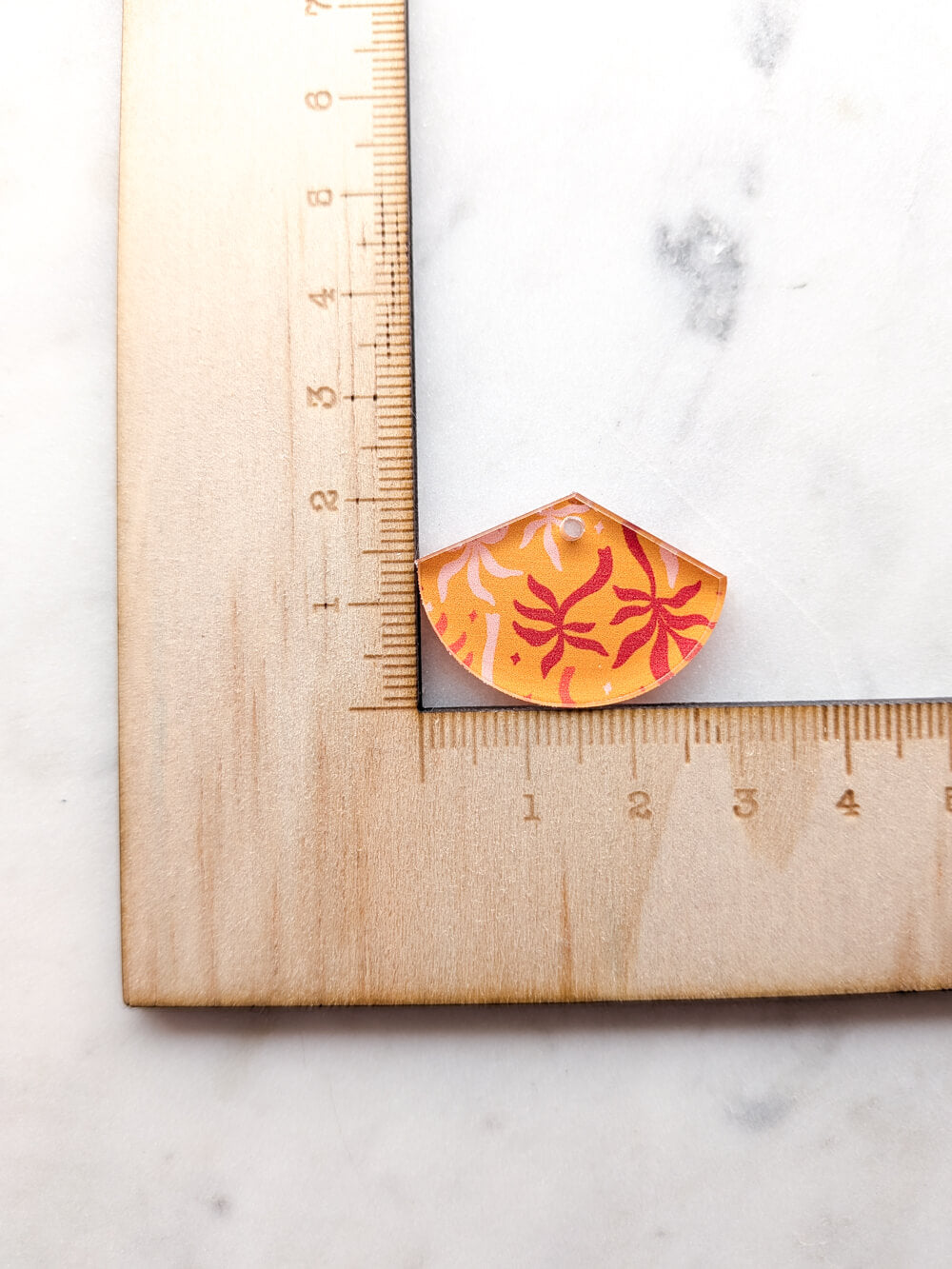 Clear Acrylic - 3cm Fan - 1 Hole - Australiana - 120