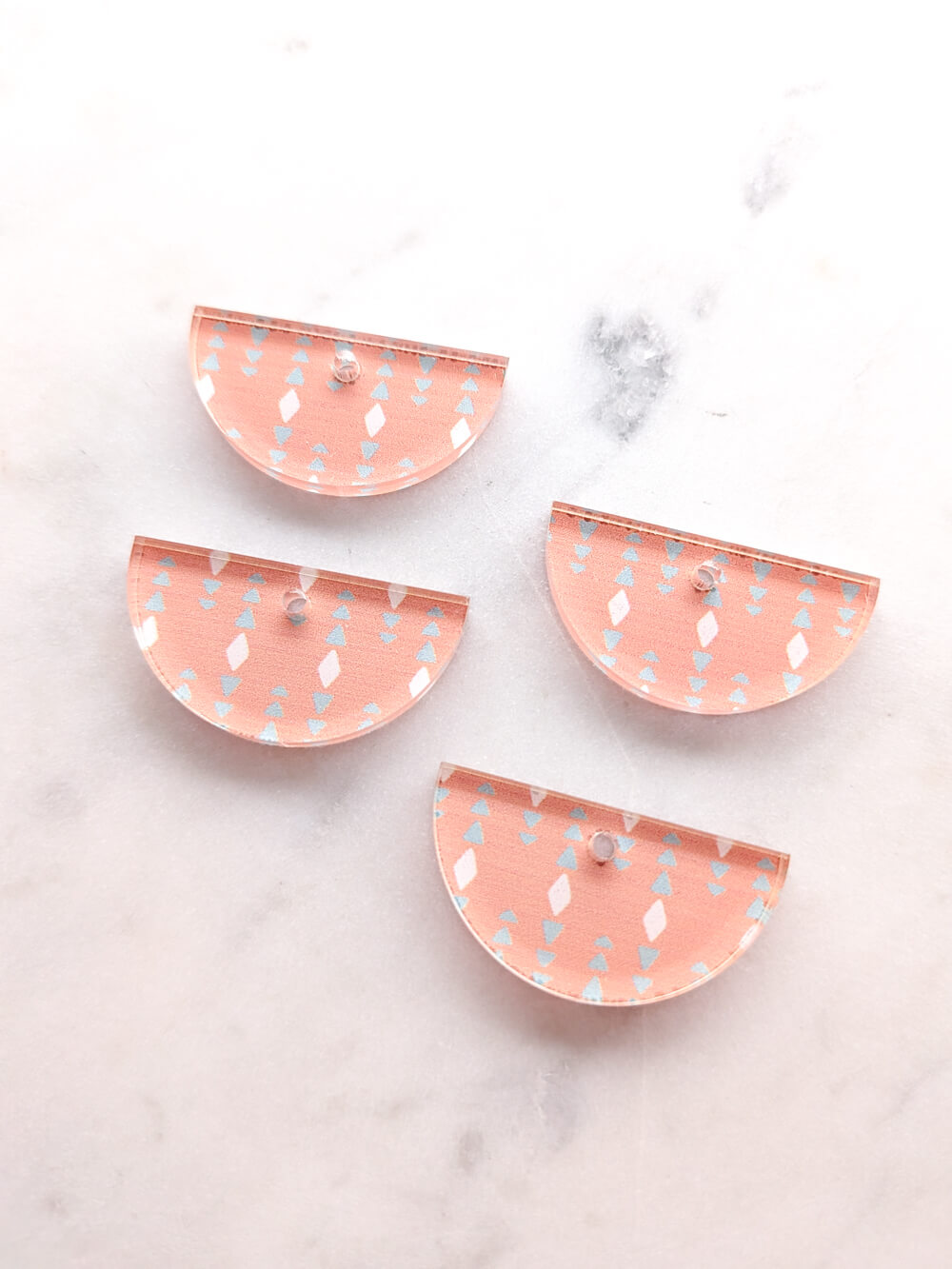 Clear Acrylic - 3cm Semi Circle - 1 Hole - Australiana - 30