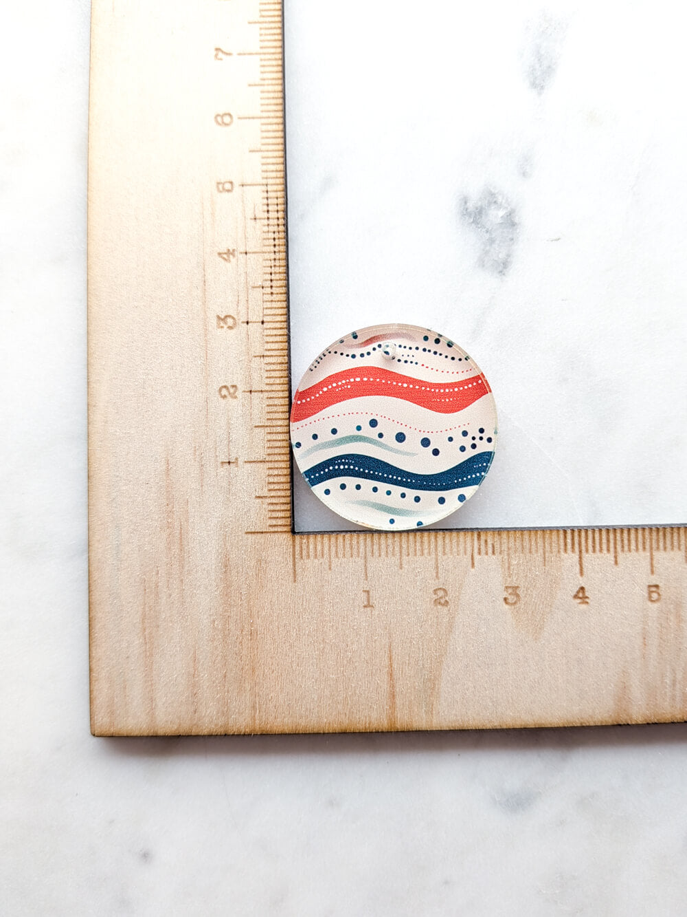 Clear Acrylic - 3cm Irregular Circle - 1 Hole - Australiana - 148