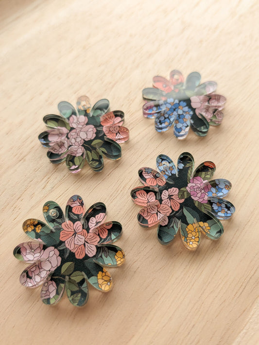 Clear Acrylic - 3cm Daisy - 1 Hole - Australiana - 86