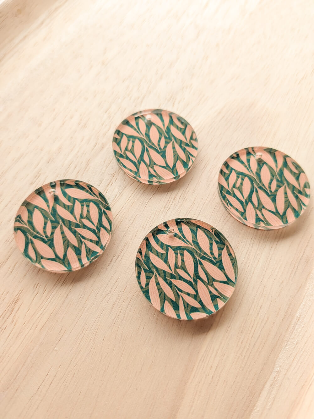 Clear Acrylic - 3cm Circle - 1 Hole - Australiana - 15