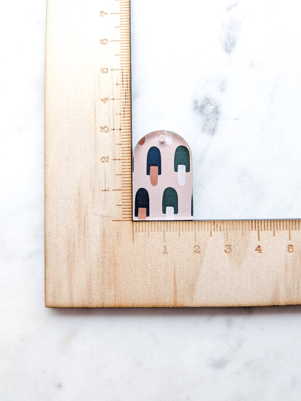 Clear Acrylic - 3cm Arch - 1 Hole - Australiana - 36