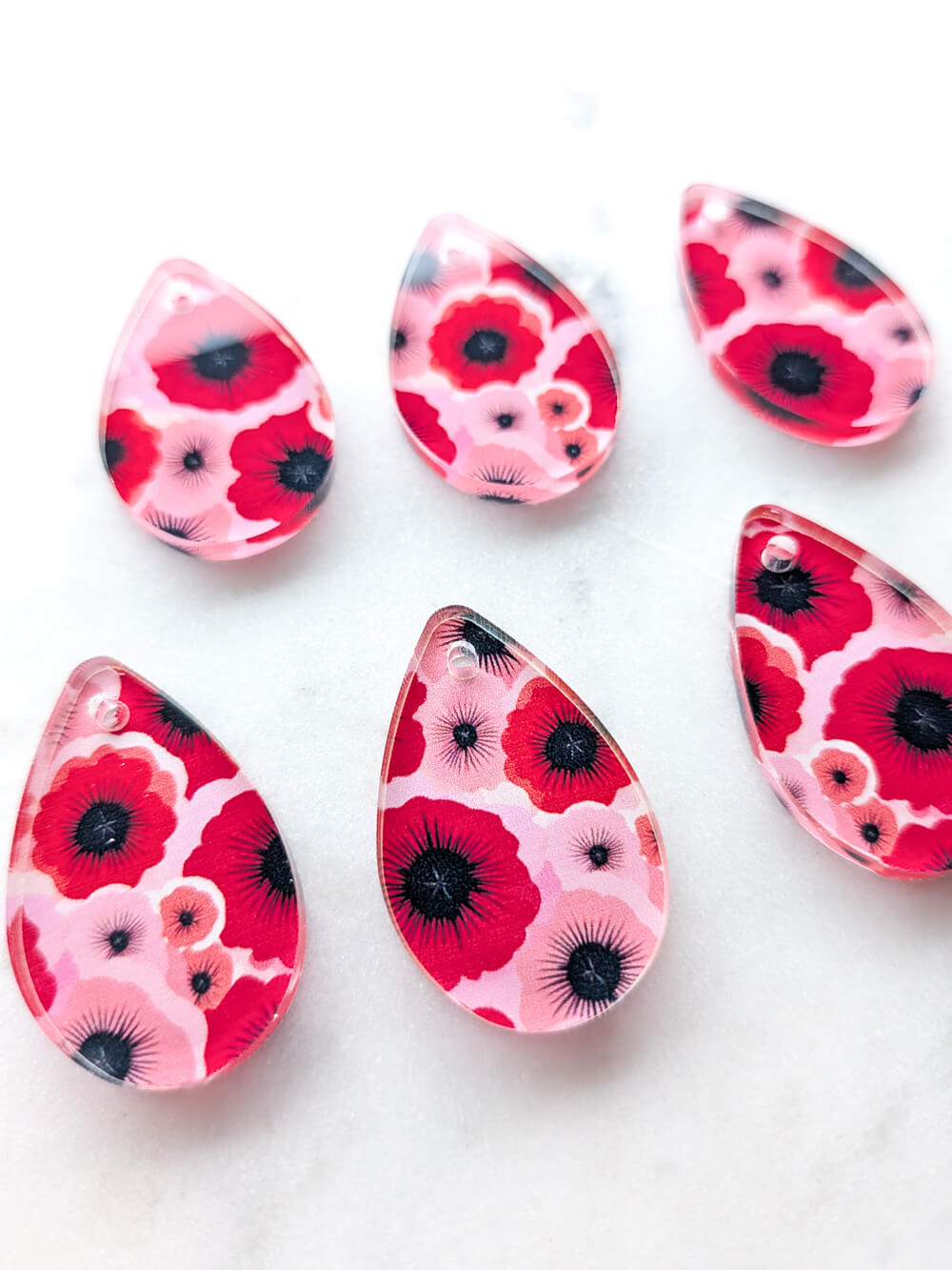 Clear Acrylic - 3cm Teardrop 2 - 1 Hole - Abstract Floral - 29