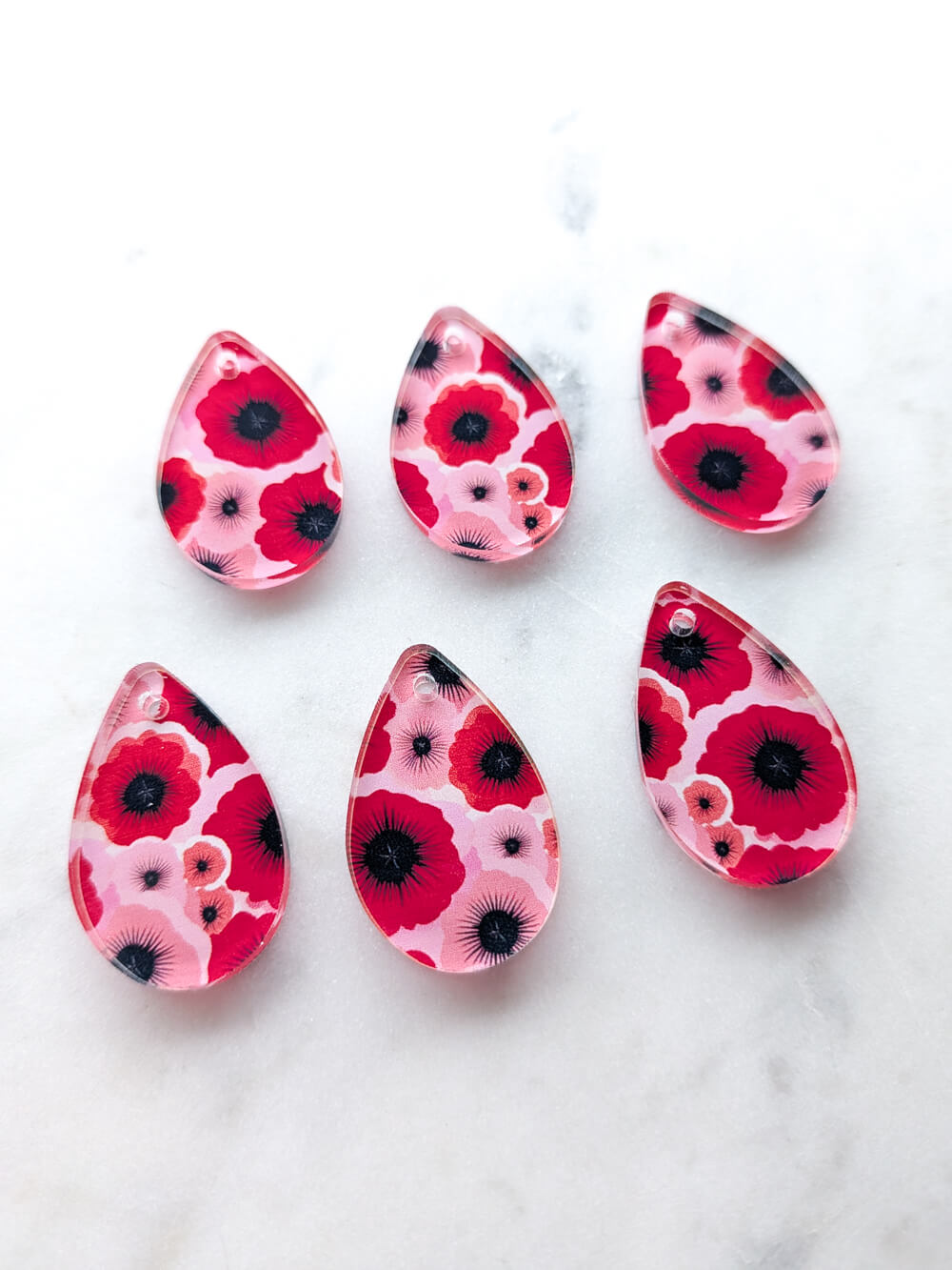 Clear Acrylic - 3cm Teardrop 2 - 1 Hole - Abstract Floral - 29