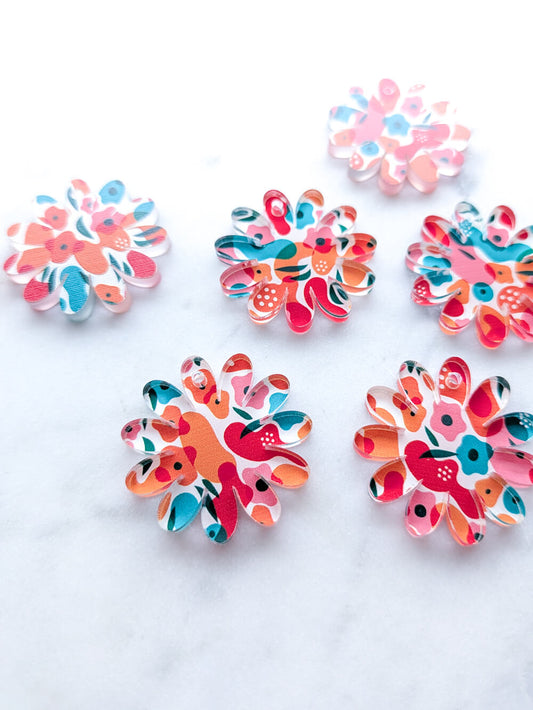 Clear Acrylic - 3cm Daisy - 1 Hole - Abstract Floral - 77