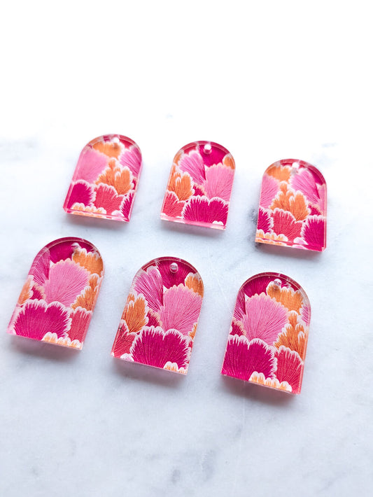 Clear Acrylic - 3cm Arch - 1 Hole - Abstract Floral - 25