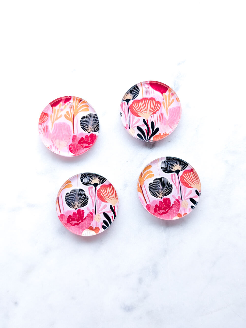 Clear Acrylic - 3cm Irregular Circle - 1 Hole - Abstract Floral - 27