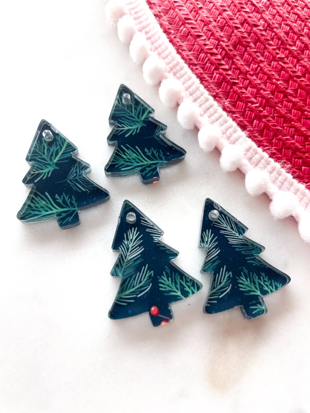 Clear Acrylic - 3cm Christmas Tree - 1 Hole - Christmas - 80