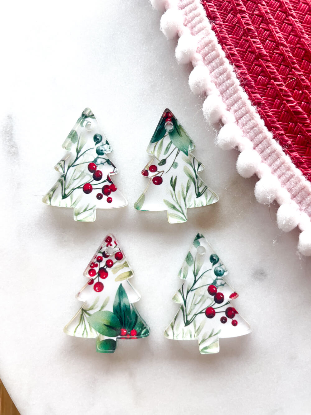 Clear Acrylic - 3cm Christmas Tree - 1 Hole - Christmas - 129