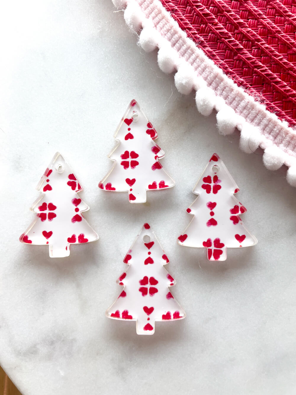 Clear Acrylic - 3cm Christmas Tree - 1 Hole - Christmas - 47
