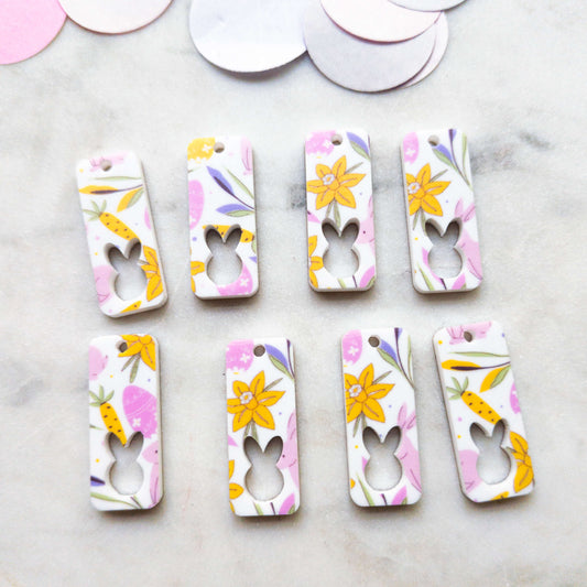 30mm - Easter 3 Shape - 1 Hole - White Acrylic - Easter - 42