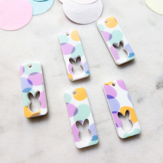 30mm - Easter 3 Shape - 1 Hole - White Acrylic - Easter - 45