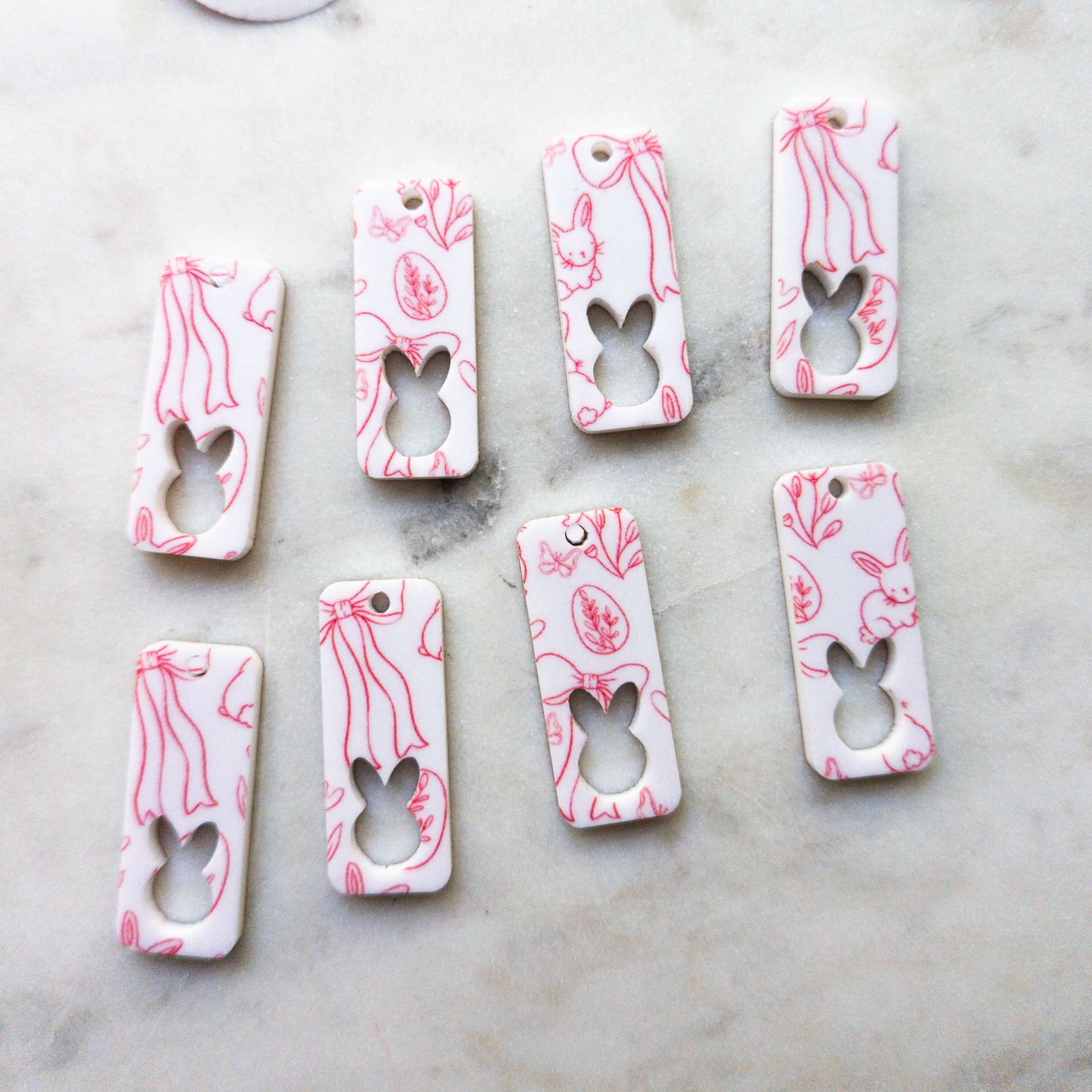 30mm - Easter 3 Shape - 1 Hole - White Acrylic - Easter - 60