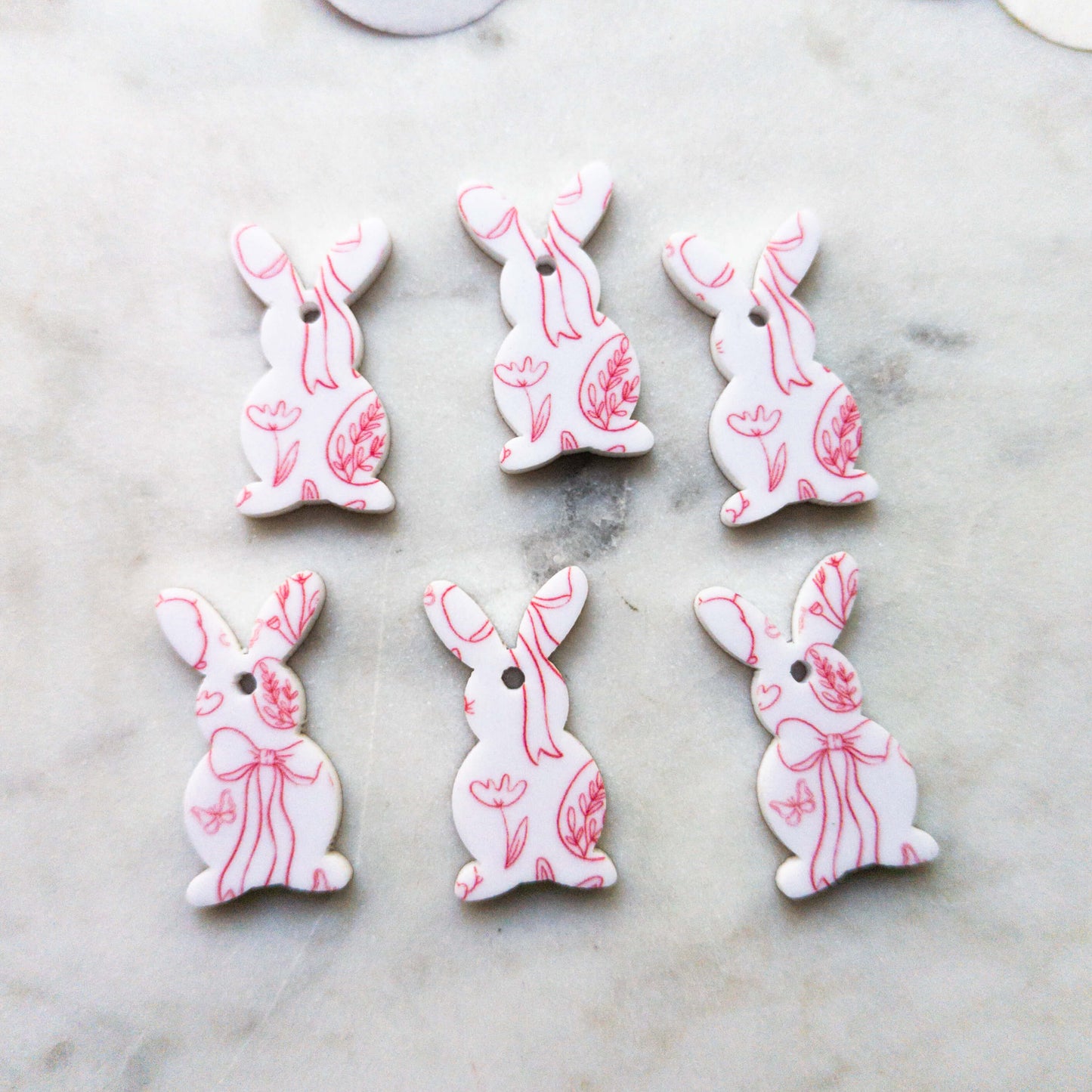 30mm - Easter 4 Shape - 1 Hole - White Acrylic - Easter - 60