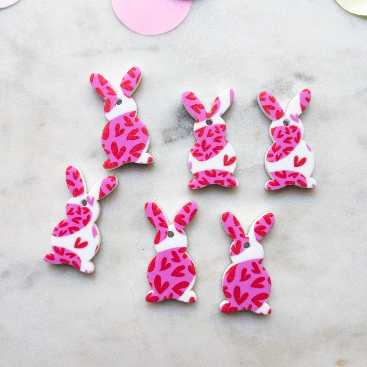 30mm - Easter 4 Shape - 1 Hole - White Acrylic - Easter - 31