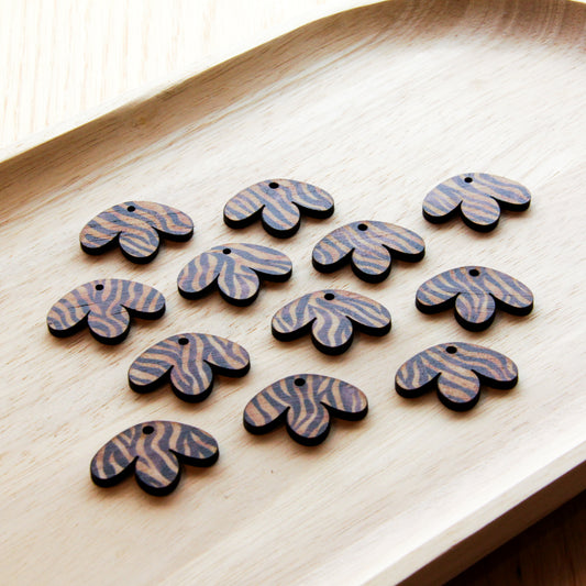 Wood - Half Flower Shape - 1 Hole - Transparent print - Safari -11