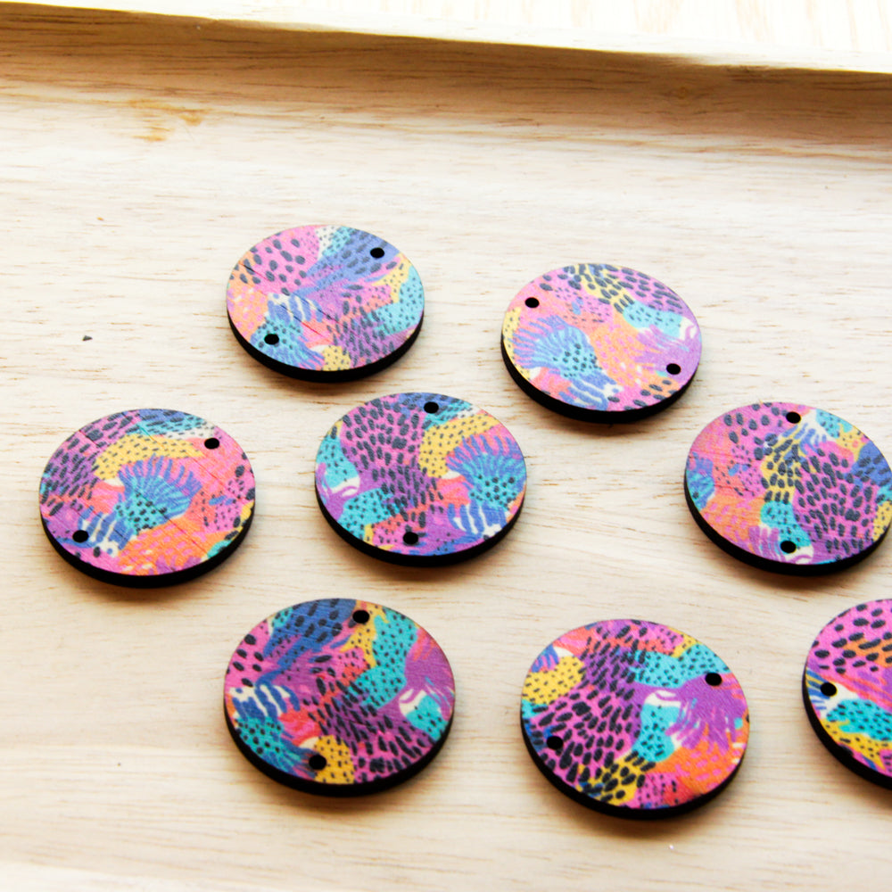 Wood - 3cm Circle - 2 hole - Natural print in Summer - 19