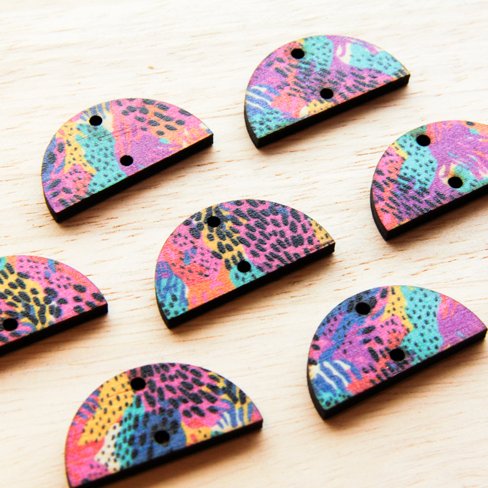 Wood - 3cm Semi Circle - 2 hole (top & bottom) - Natural print in Summer - 19