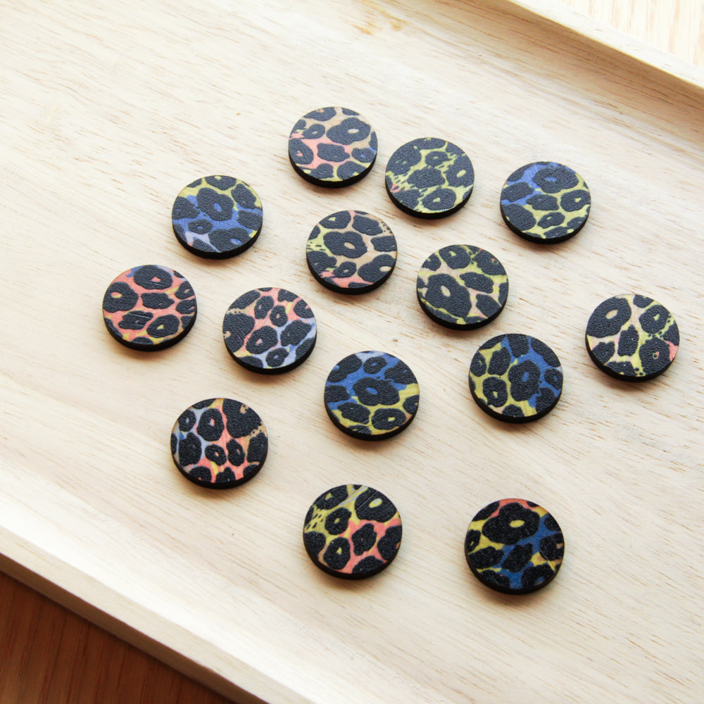 Wood - 20mm Circle- Studs - Transparent print - Leopard - 78