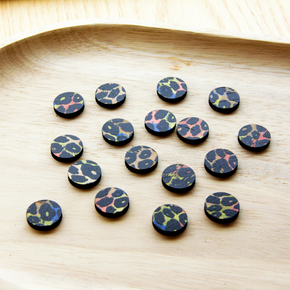 Wood - 15mm Circle- Studs - Transparent print - Leopard - 78