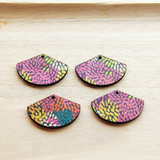Wood - Fan Shape - 1 Hole - Transparent print - Summer Nights - 18
