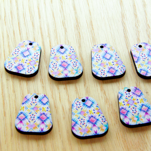 Wood - 3cm Bell - 1 hole - Boho - 46