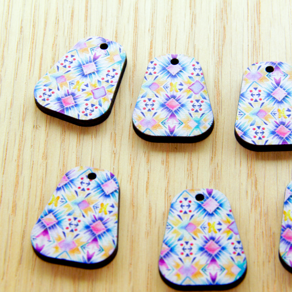 Wood - 3cm Bell - 1 hole - Boho - 46