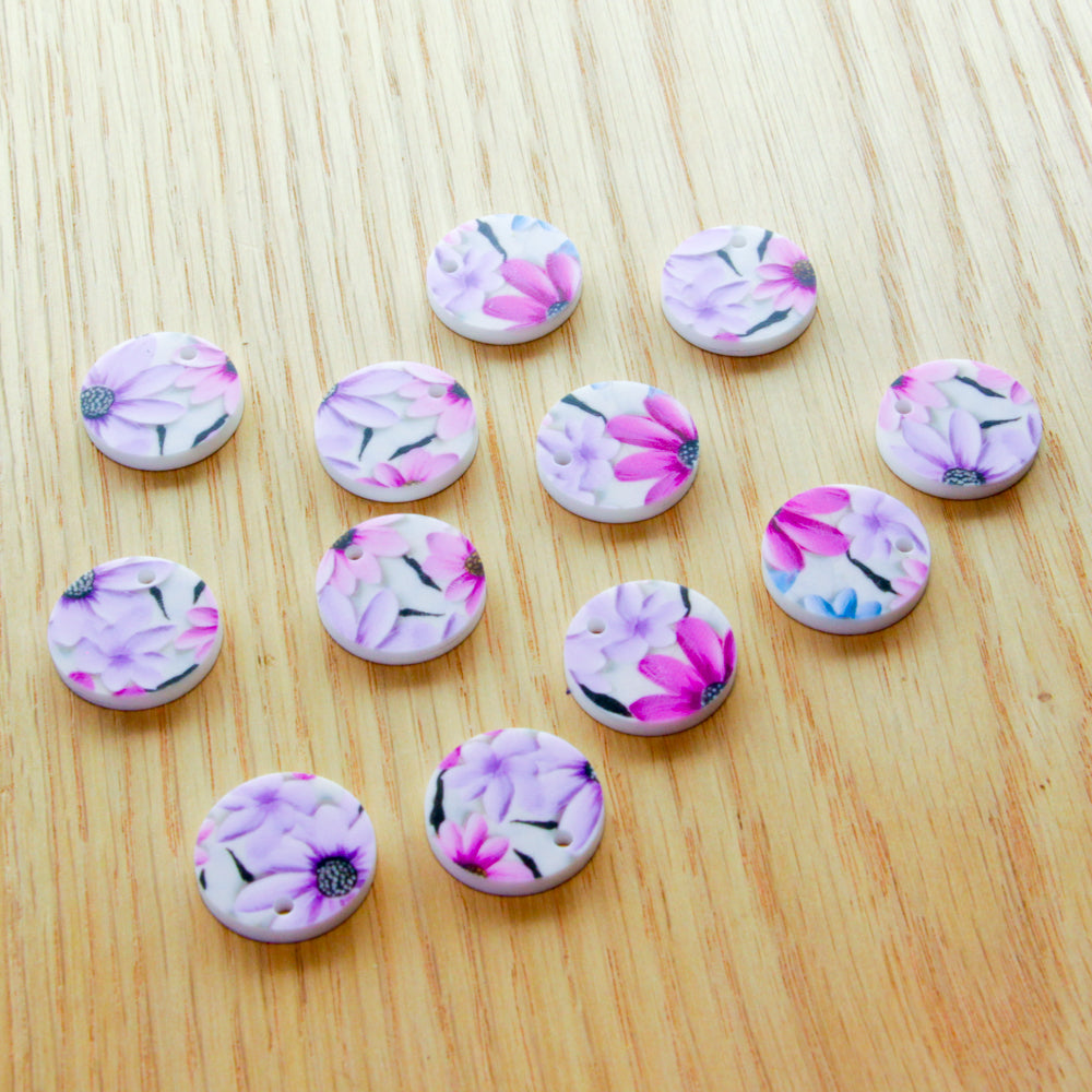 White Acrylic - 2cm - Circle - 1 Hole - Paint - 05
