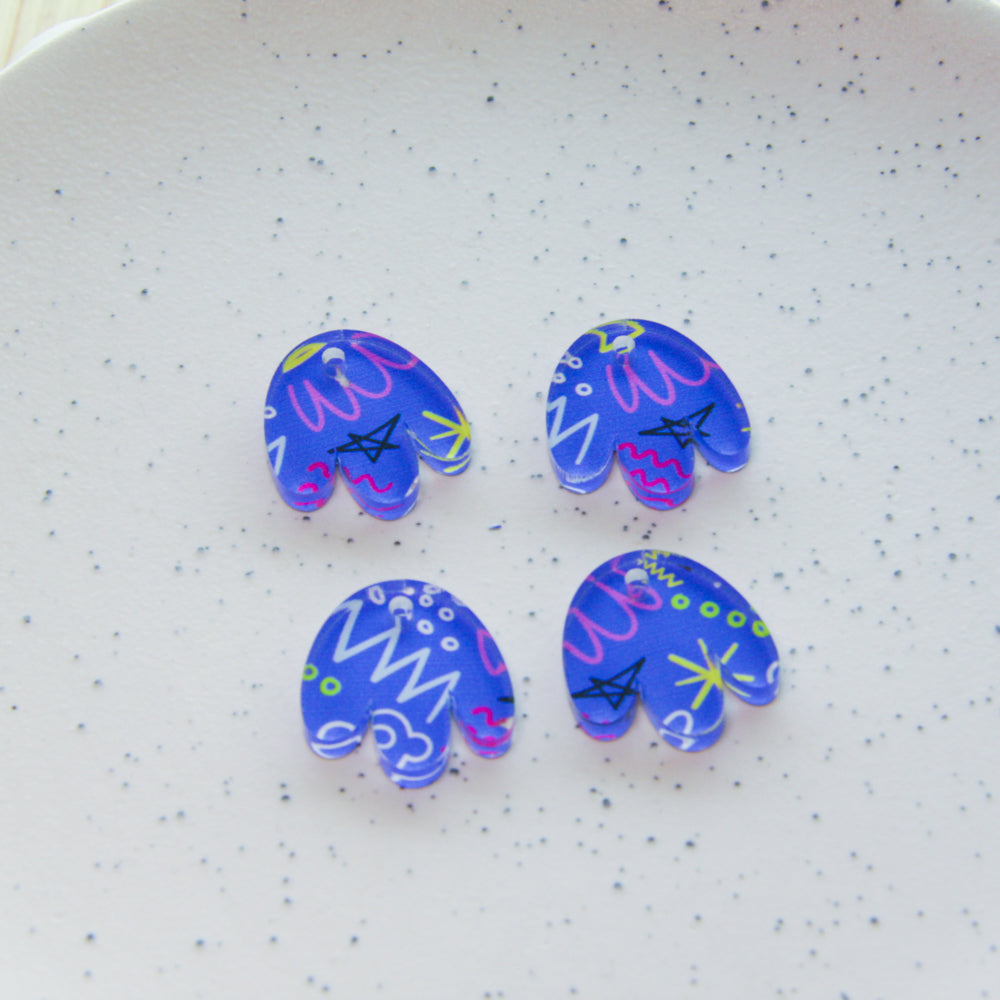 Clear Acrylic - 2cm Boho Flower - 1 Hole - 80s - 06