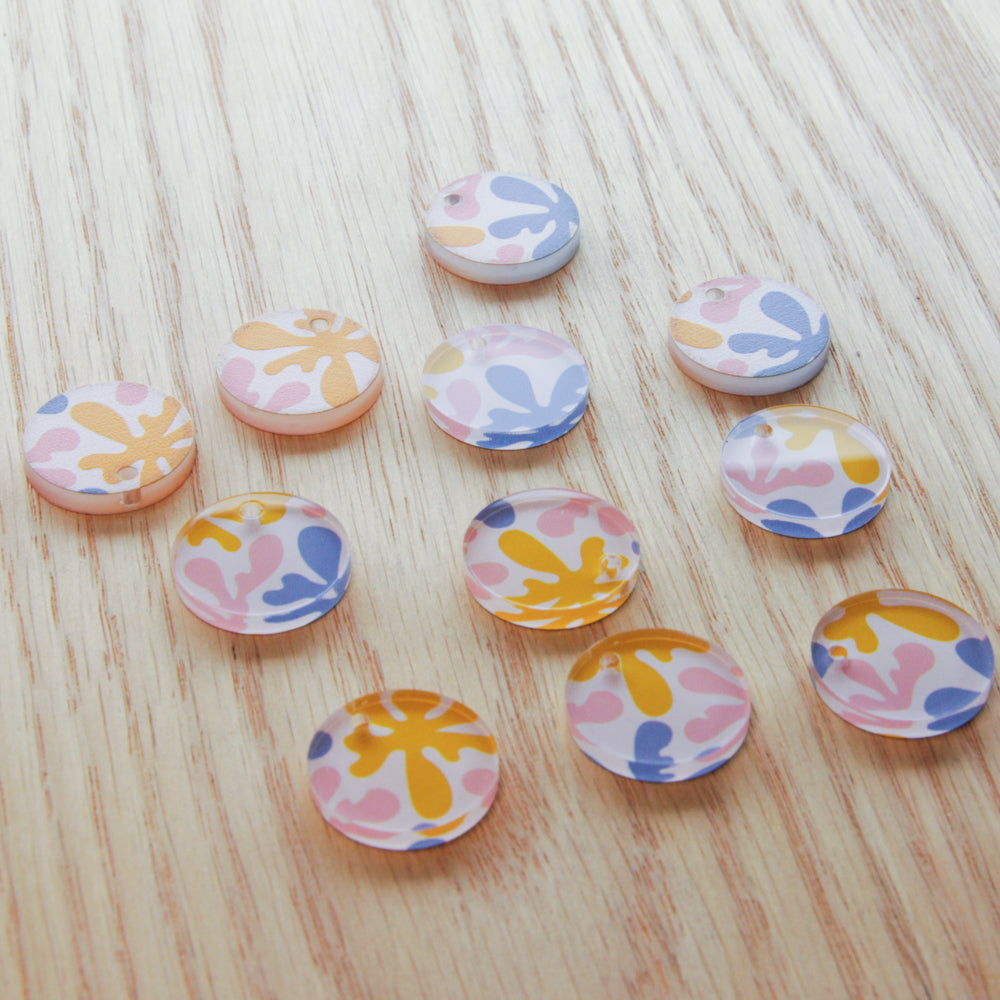 Clear Acrylic - 2cm Circle - 1 Hole - Abstract Floral - 02