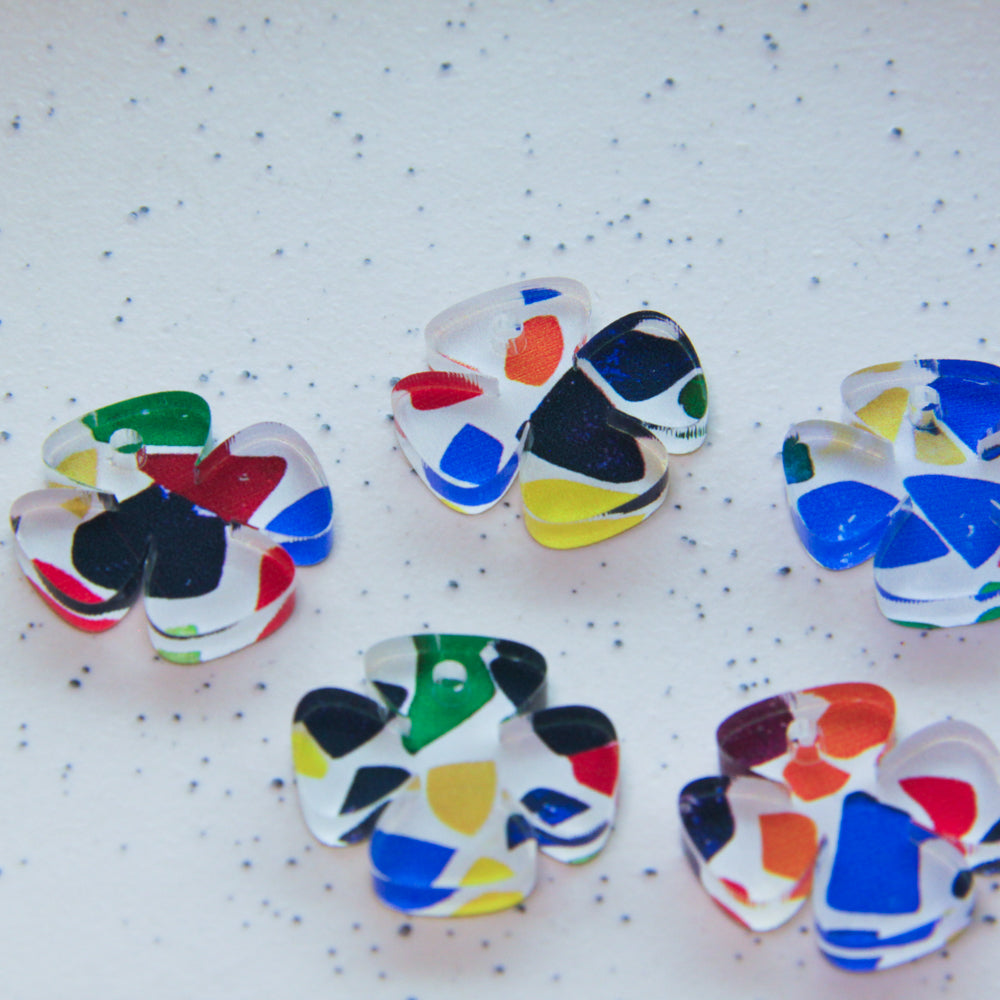 Clear Acrylic - 2cm - Clover - 1 Hole - Terrazzo - 43