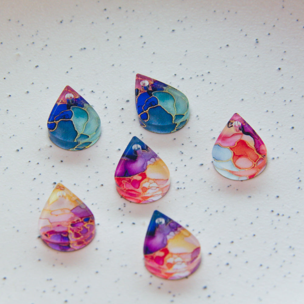 Clear Acrylic - 2cm Teardrop - 1 Hole - Alcohol Ink- 10