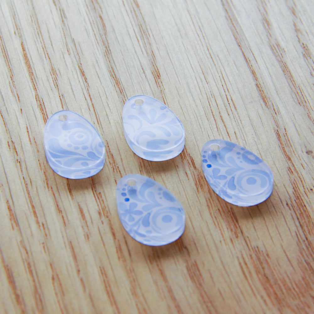 Clear Acrylic - 2cm Egg - 1 Hole - Shibori - 26