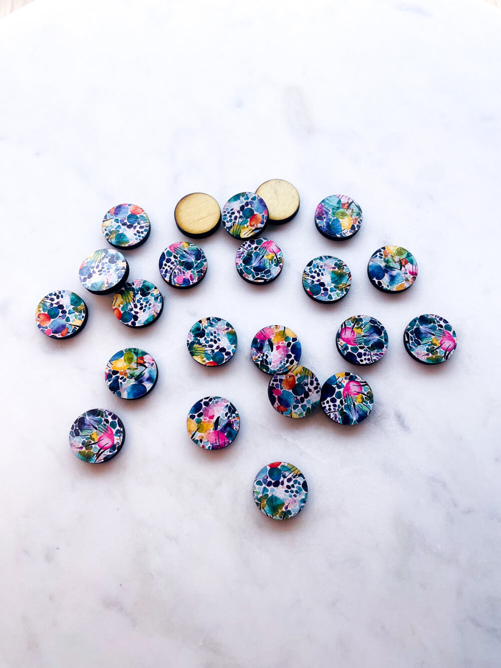 Wood - 15mm Circle- Studs - Watercolour - 50