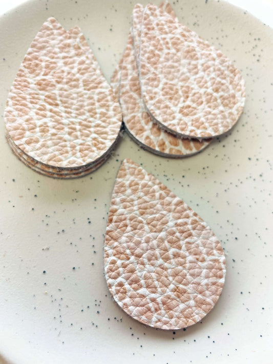 Leather - Large teardrop - Safari - 03