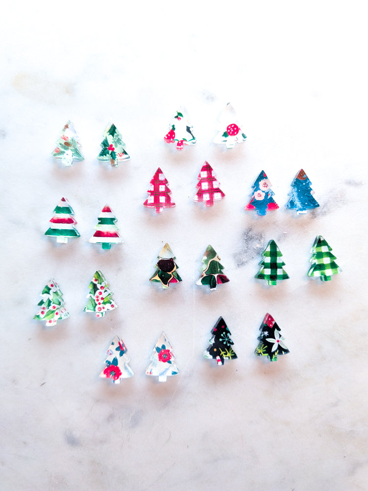 15mm Christmas Tree Studs -  Traditional Christmas - Mixed Bag -  Clear Acrylic (10 pairs)