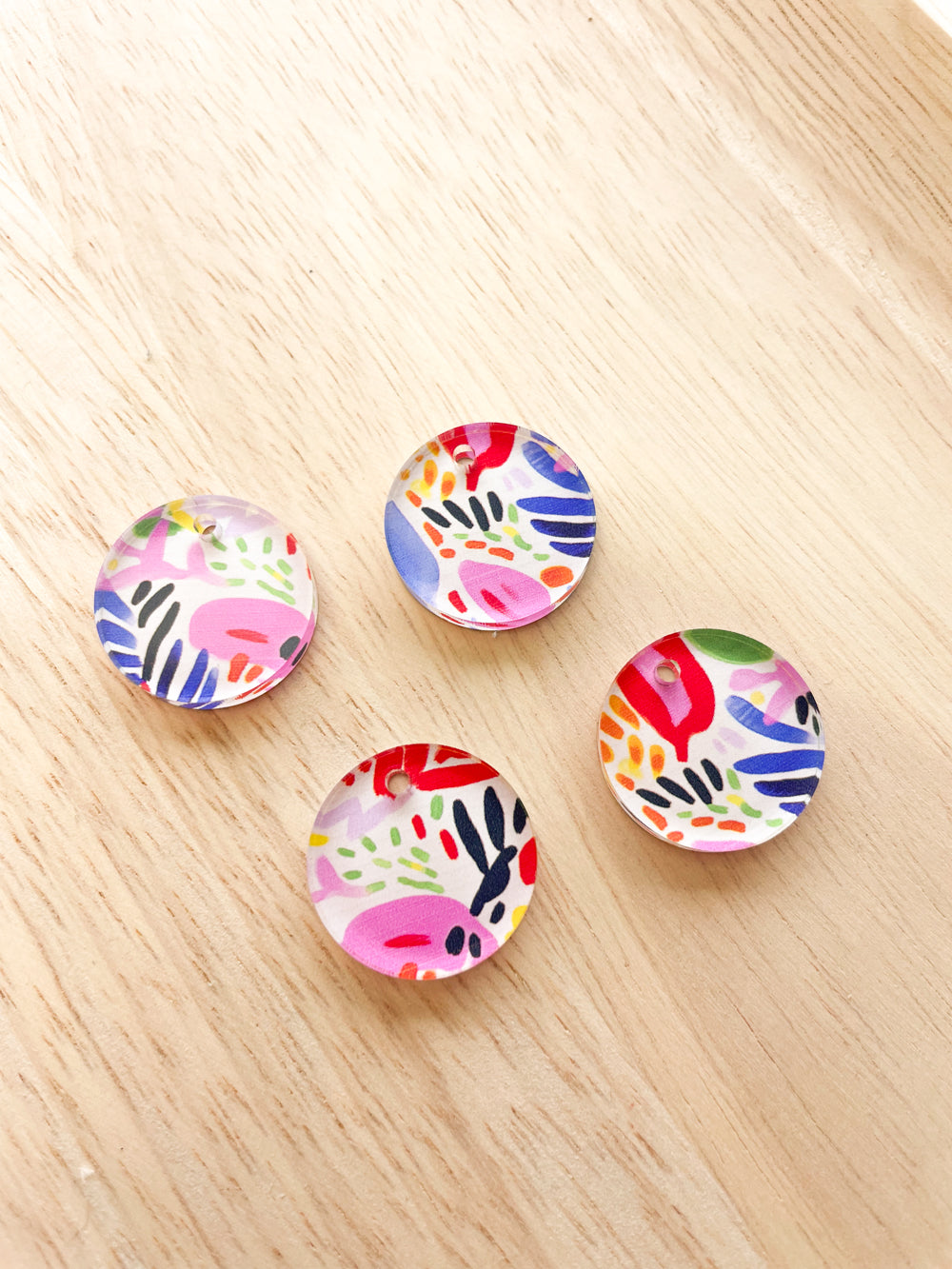 Clear Acrylic - 2cm Circle - 1 Hole - Abstract Art - 63