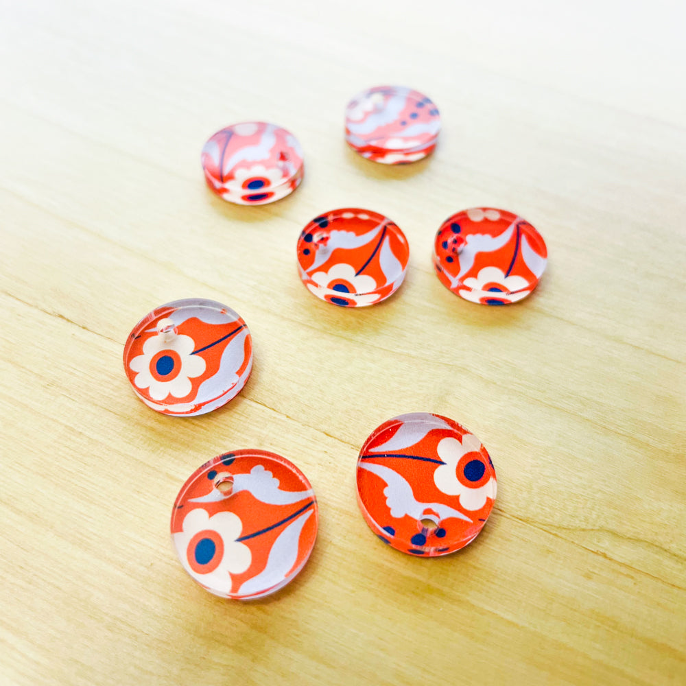1.5cm Circle - 1 Hole- Clear Acrylic - Abstract Floral - 07