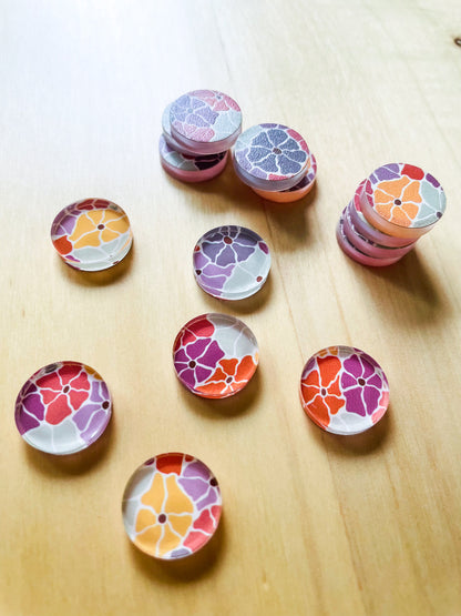 1.5cm Circle - Studs- Clear Acrylic - Abstract Floral - 10