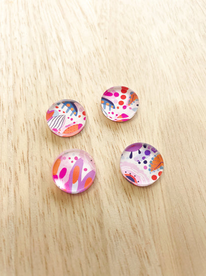 1.5cm Circle - Studs- Clear Acrylic - Bold Floral - 19