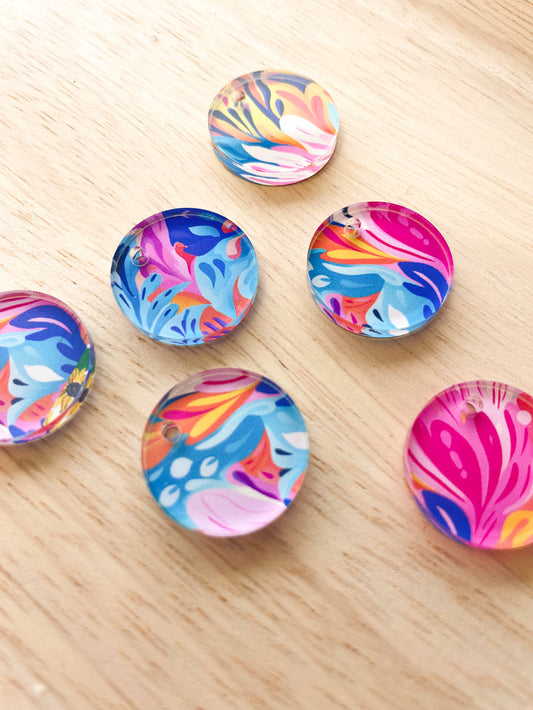 2cm Circle - Clear Acrylic - 1 Hole - Abstract Art - 02
