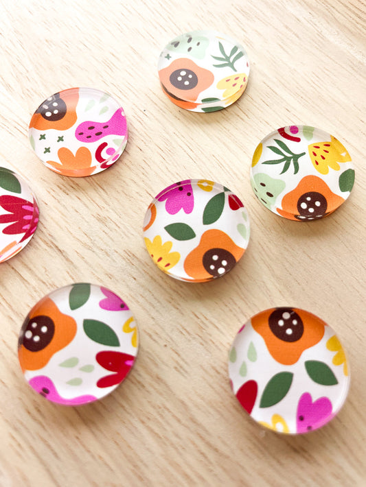 2cm Circle - Clear Acrylic - Studs - Abstract Floral - 65
