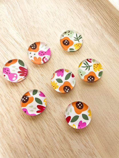 2cm Circle - Clear Acrylic - Studs - Abstract Floral - 65