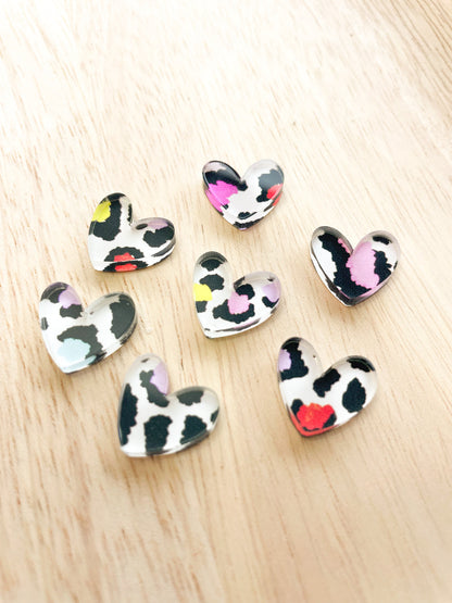 1.5cm Heart 2 - Studs- Clear Acrylic - Leopard - 18