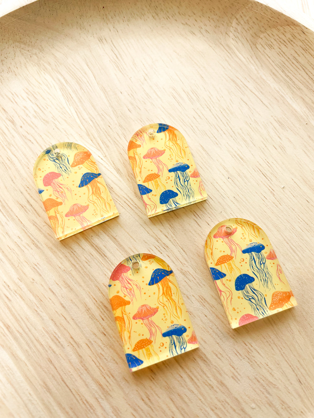 Clear Acrylic - 2x3cm - Arch - 1 Hole at Top -  Tropical - 108