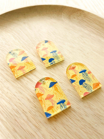 2x3cm - Arch -  Clear Acrylic - 1 Hole at Top -  Tropical - 108