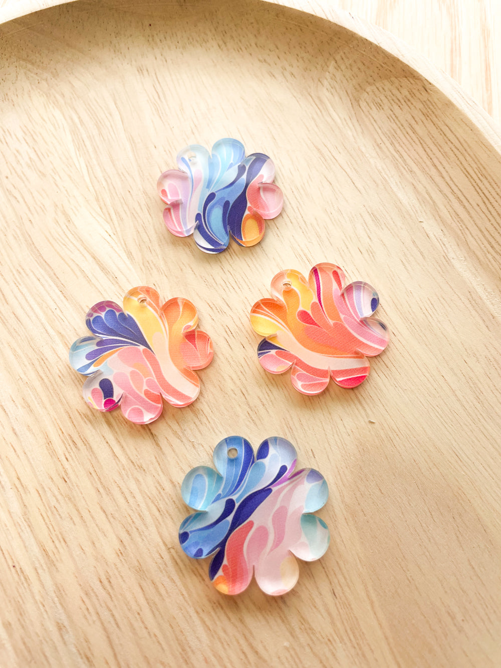 Flower - 3x3cm - 1 Hole - Clear Acrylic - Abstract Art - 03