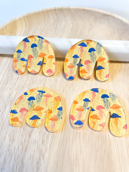 Boho Shape -  5x4.5cm - Clear Acrylic - 1 Hole - Tropical - 108