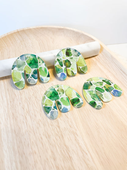 Boho Shape -  4x3.6cm - Clear Acrylic - 1 Hole - Terrazzo - 52