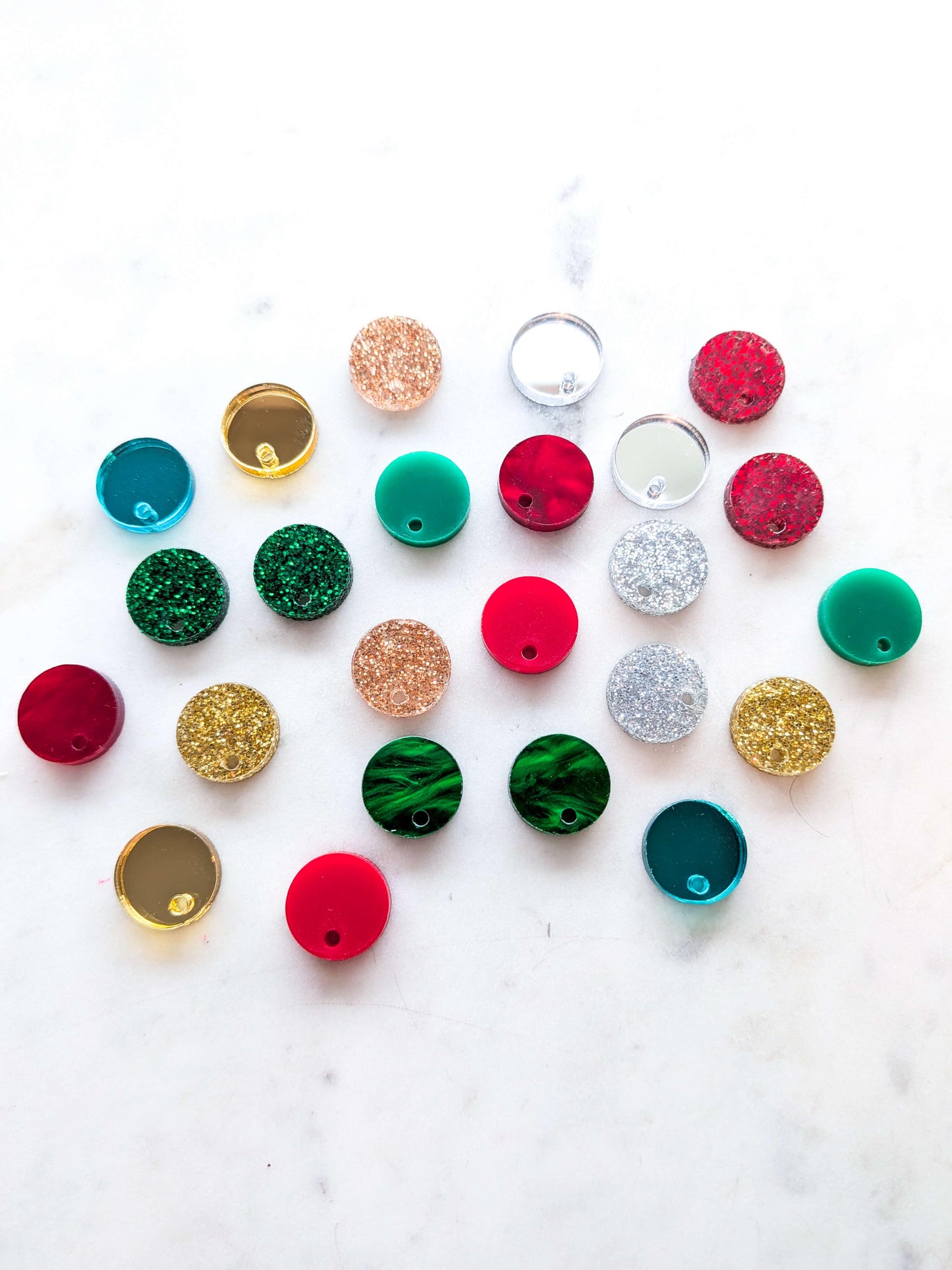 15mm Circle Traditional Christmas Mixed Pack Toppers - 12 pairs (24pcs)